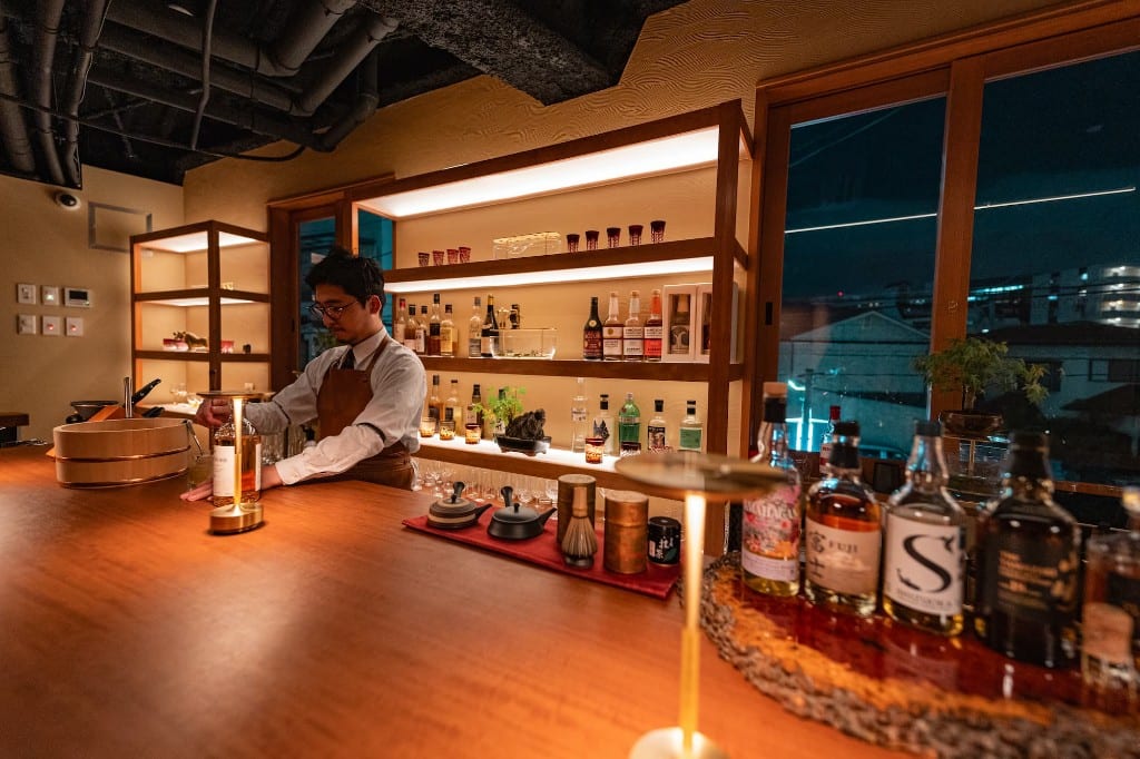 BAR CONTRAST
